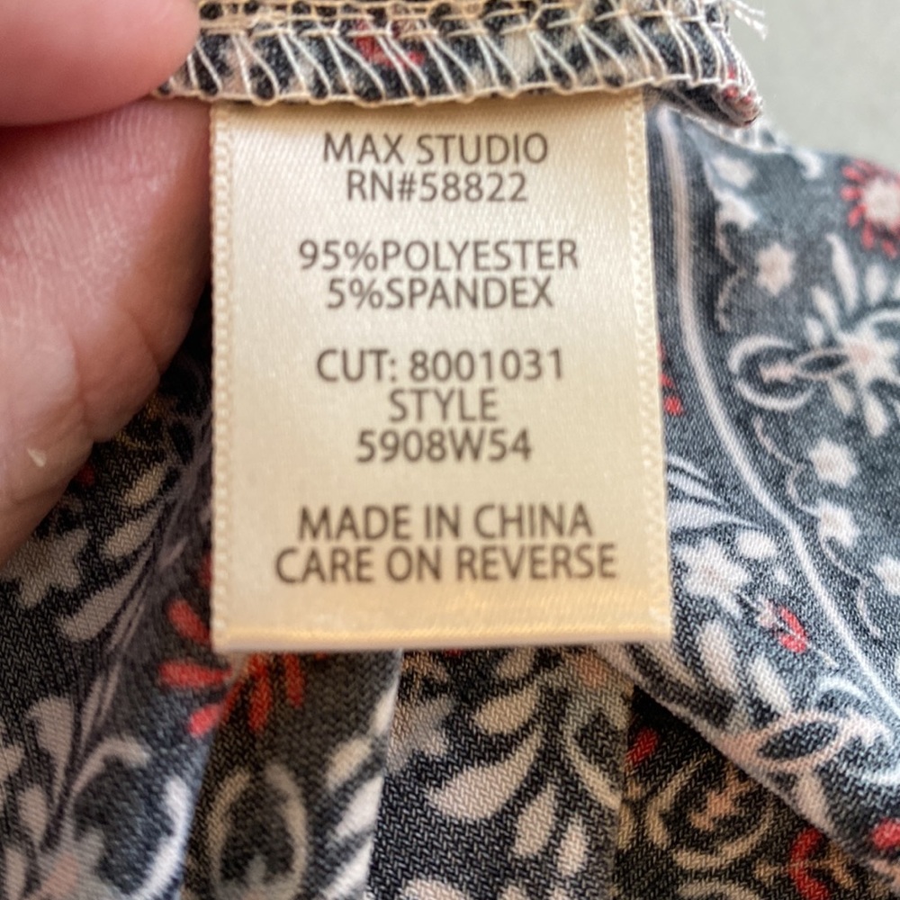 Max Studio XL dress knee length lightweight - Picture 6 of 7